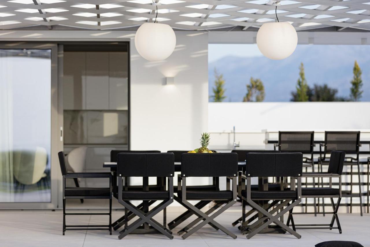 Alma Villa, 2000M2 Luxury Living, By Thinkvilla Angeliana  Экстерьер фото