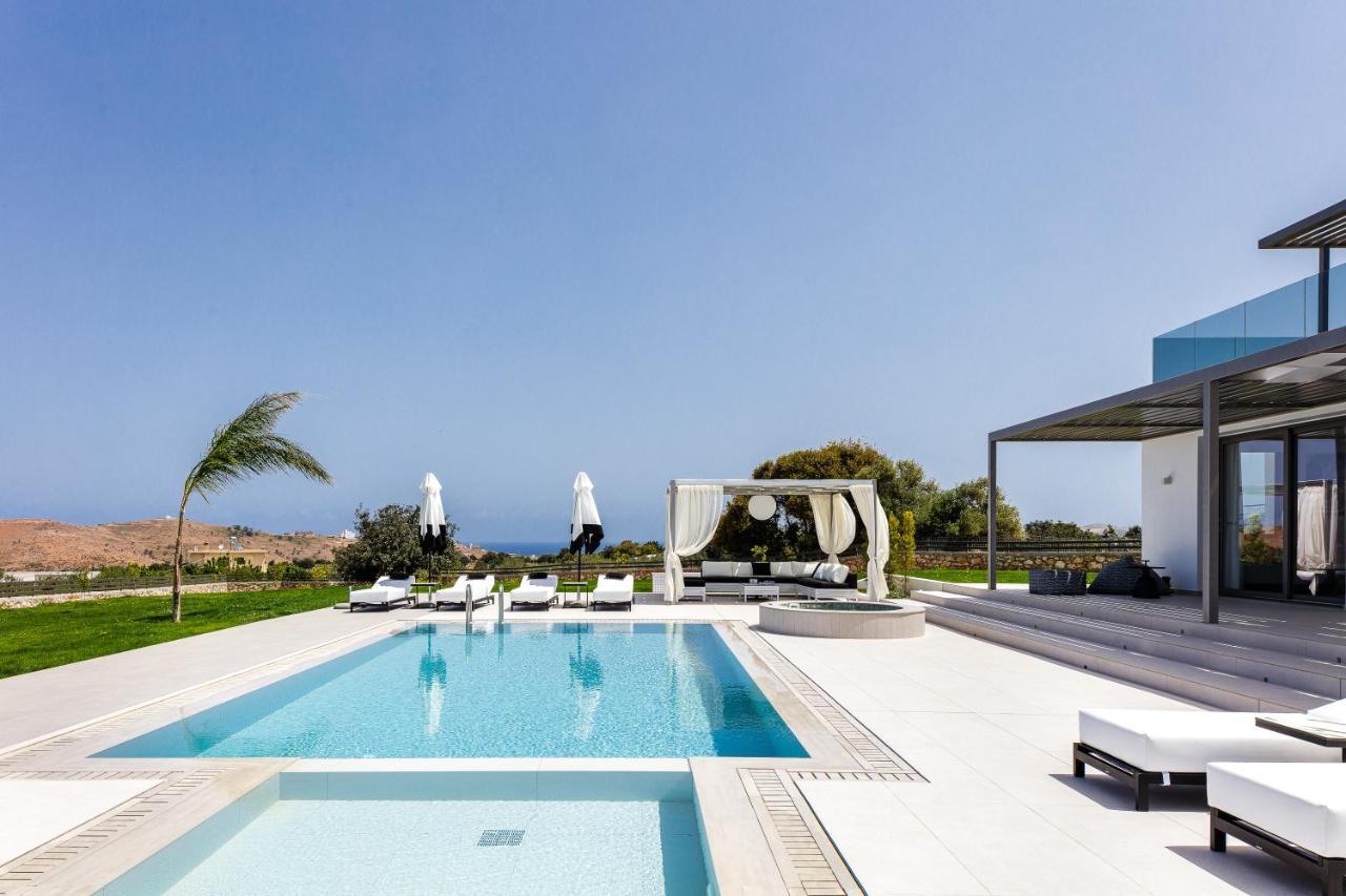Alma Villa, 2000M2 Luxury Living, By Thinkvilla Angeliana  Экстерьер фото