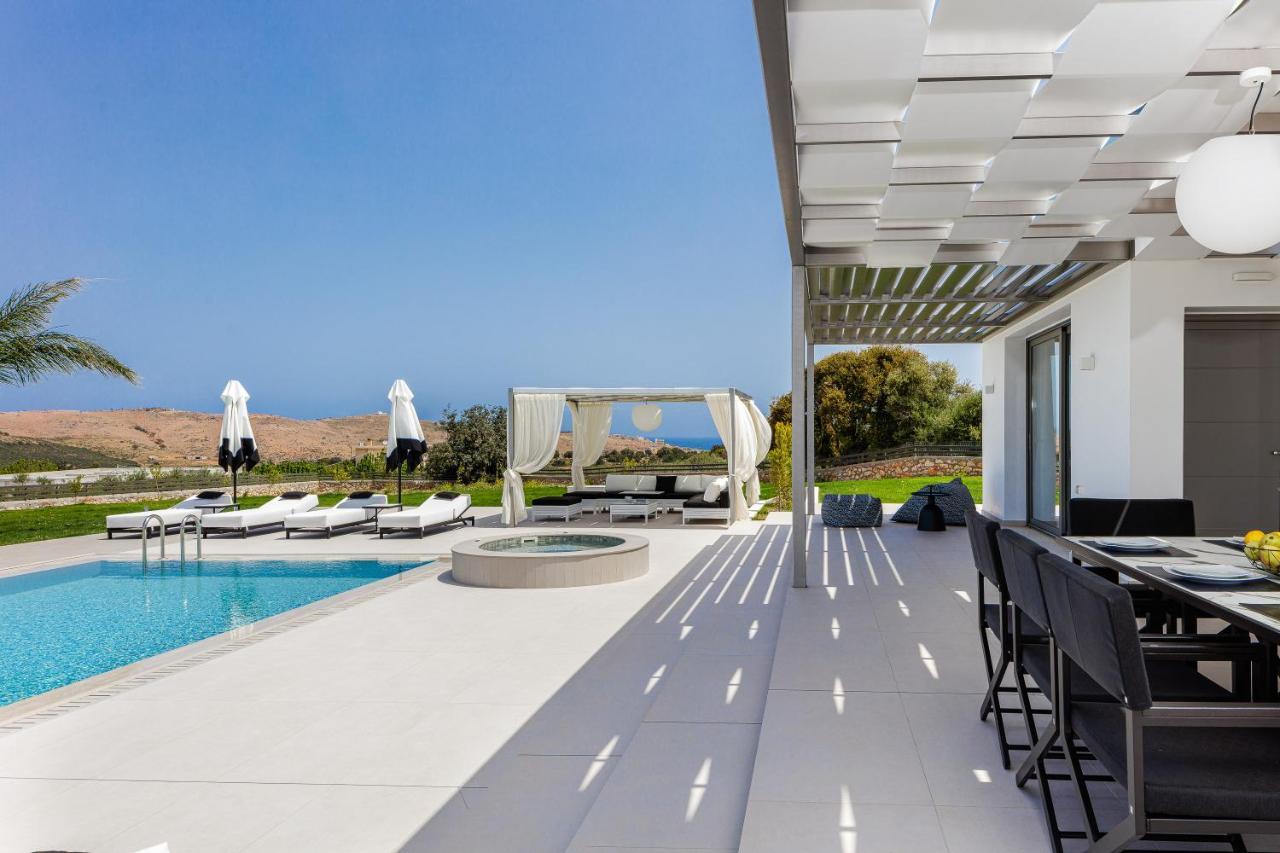 Alma Villa, 2000M2 Luxury Living, By Thinkvilla Angeliana  Экстерьер фото