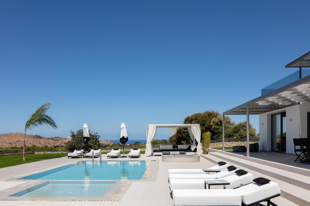 Alma Villa, 2000M2 Luxury Living, By Thinkvilla Angeliana  Экстерьер фото