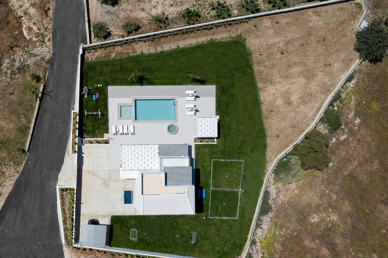 Alma Villa, 2000M2 Luxury Living, By Thinkvilla Angeliana  Экстерьер фото